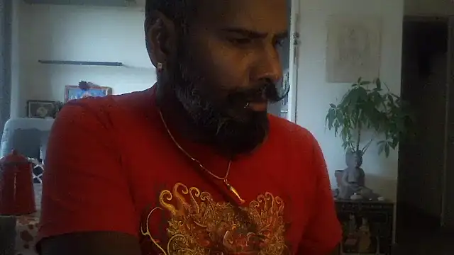 Snapshot of frenchblackc31 chatting on November 1, 3:47 pm frenchblackc31 online show from November 1, 3:47 pm