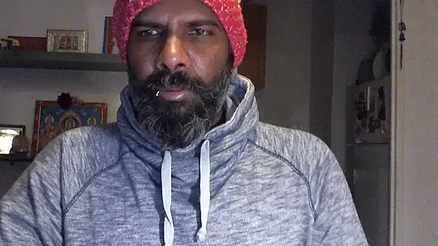 Snapshot of frenchblackc31 chatting on November 21, 5:44 pm frenchblackc31 online show from November 21, 5:44 pm