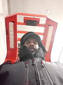 Snapshot of frenchblackc31 chatting on November 26, 12:50 pm frenchblackc31 online show from November 26, 12:50 pm