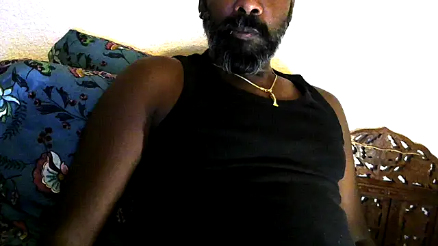 Snapshot of frenchblackc31 chatting on January 12, 9:53 pm frenchblackc31 online show from January 12, 9:53 pm