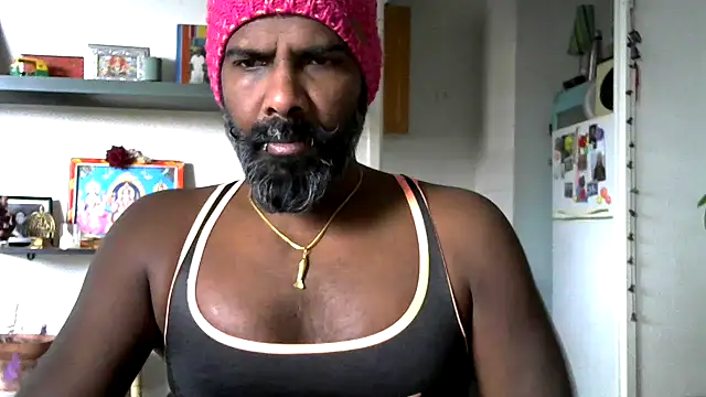 Snapshot of frenchblackc31 chatting on January 19, 1:59 pm frenchblackc31 online show from January 19, 1:59 pm