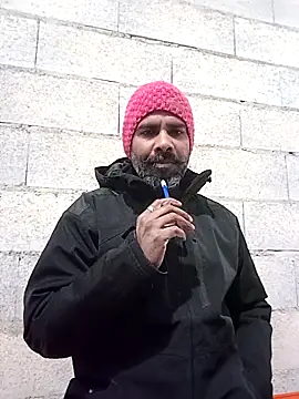 Snapshot of frenchblackc31 chatting on February 16, 1:51 pm frenchblackc31 online show from February 16, 1:51 pm