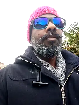 frenchblackc31 online show from March 28, 9:09 am