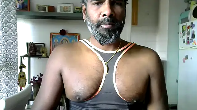 frenchblackc31 online show from April 3, 11:52 am