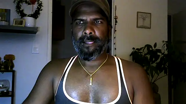 frenchblackc31 online show from June 9, 7:36 pm