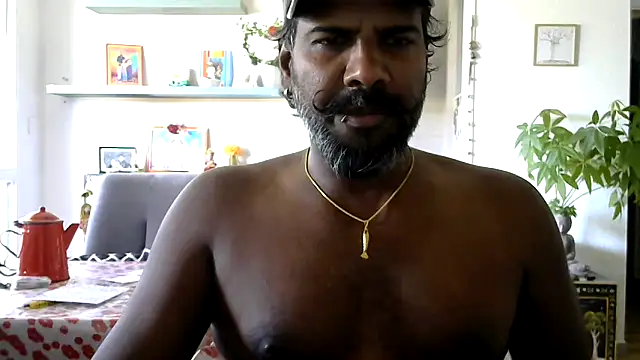 frenchblackc31 online show from June 18, 1:59 pm