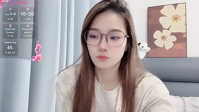 yuyu 77 online show from November 24, 3:45 pm