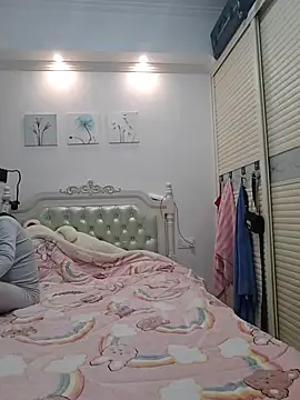 defgghj online show from October 26, 4:02 pm