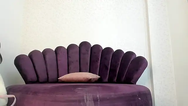  Abby white  online show from January 13, 9:20 pm