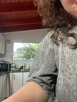 Solangerulo  online show from March 27, 10:15 am