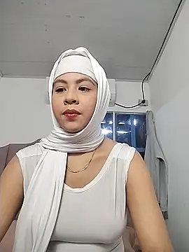 cala borhan online show from October 12, 6:40 pm