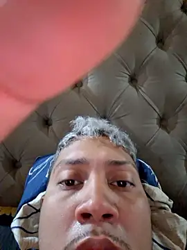 GRUESO-CURVO online show from January 12, 10:31 am