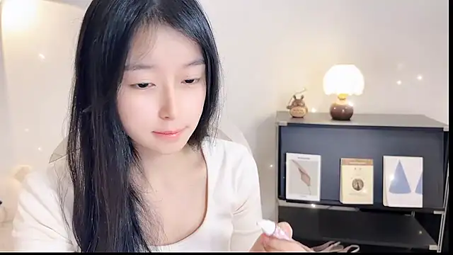 Onechestnut online show from November 6, 12:28 pm