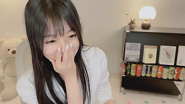 Onechestnut online show from June 5, 6:52 am