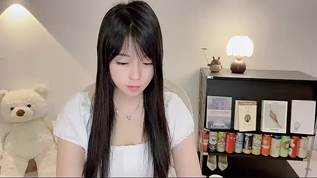 Onechestnut online show from June 15, 2:25 am