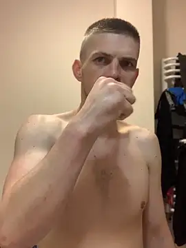 macho1347 online show from March 26, 9:20 pm