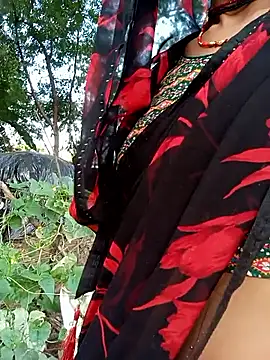 Snapshot of Shiya_janu chatting on October 12, 11:31 am Shiya janu online show from October 12, 11:31 am