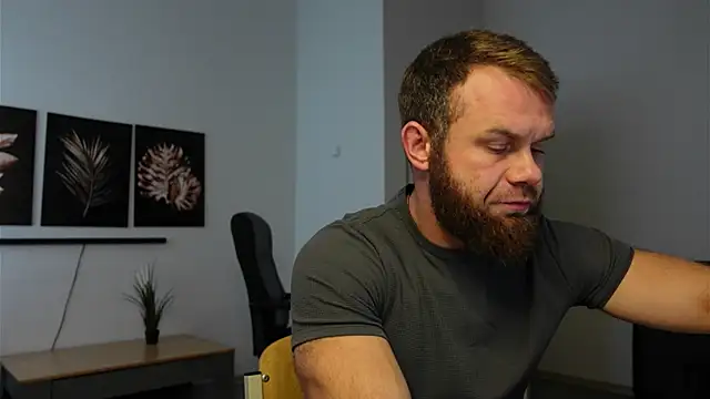 Stewart Barnz online show from October 8, 6:00 am