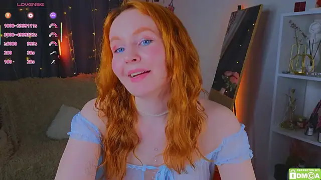 Snapshot of JoyceJones chatting on February 12, 8:15 pm JoyceJones online show from February 12, 8:15 pm
