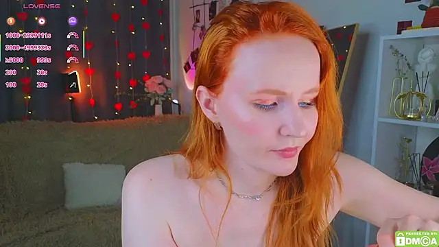 Snapshot of JoyceJones chatting on February 22, 8:51 pm JoyceJones online show from February 22, 8:51 pm