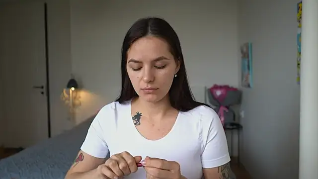 EwelynScott online show from November 12, 8:04 am