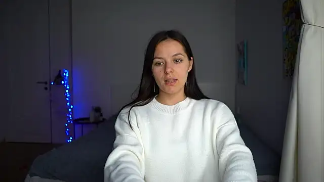 EwelynScott online show from December 5, 2:09 am