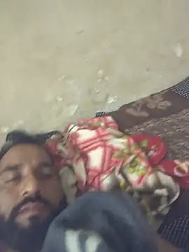 Snapshot of Garammandi011 chatting on August 2, 6:39 pm Garammandi011 online show from August 2, 6:39 pm