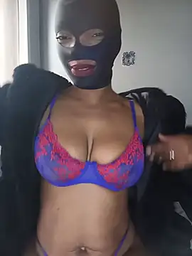 Snapshot of sweetybae75 chatting on June 12, 7:40 am sweetybae75 online show from June 12, 7:40 am