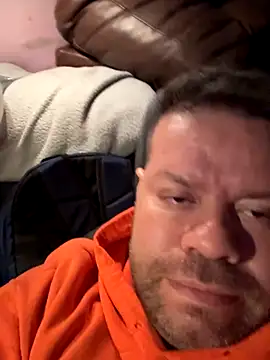 Snapshot of ANDY01114 chatting on November 11, 4:56 am ANDY01114 online show from November 11, 4:56 am