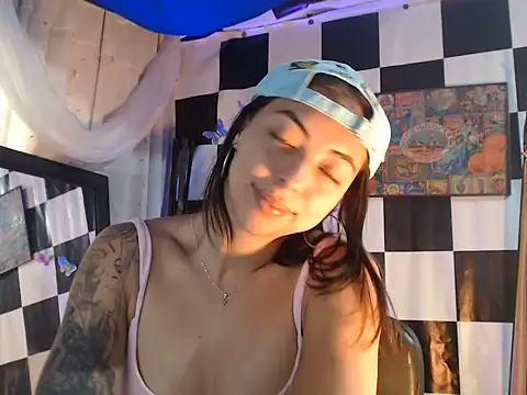 Snapshot of kendraof chatting on July 26, 7:21 pm kendraof online show from July 26, 7:21 pm