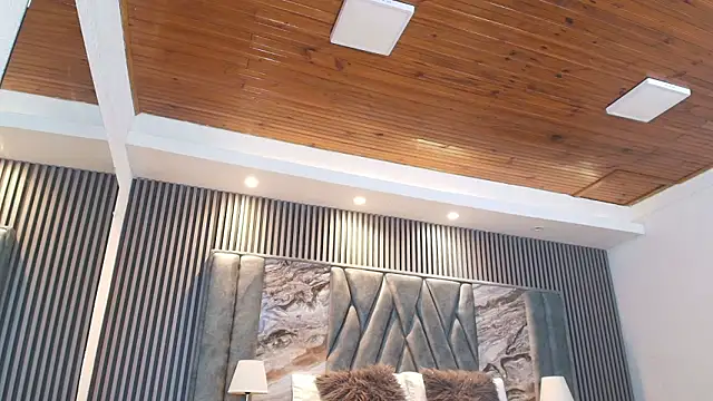 Snapshot of Michael_blue chatting on March 8, 2:04 am Michael blue online show from March 8, 2:04 am