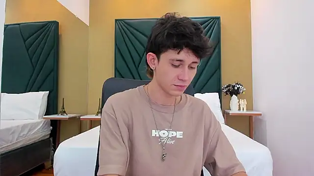 Snapshot of Michael_blue chatting on March 20, 7:30 pm Michael blue online show from March 20, 7:30 pm