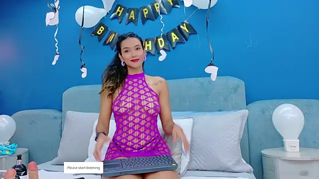 Snapshot of lixie_peyton chatting on October 8, 1:09 pm lixie peyton online show from October 8, 1:09 pm