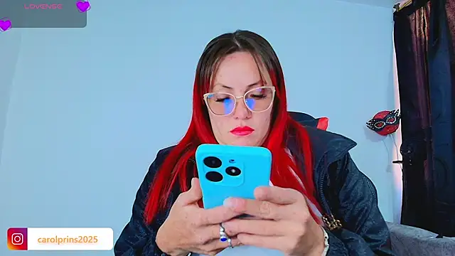 carolinhe  online show from October 4, 7:34 pm