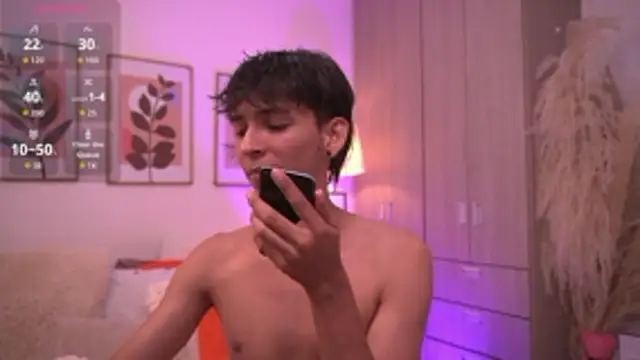 Sebas cat online show from December 18, 1:44 am