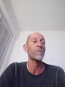 Snapshot of we_are_fucking_serious chatting on October 27, 12:26 am we are fucking serious online show from October 27, 12:26 am