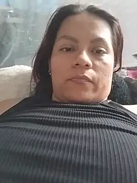 Snapshot of isabela29 chatting on June 23, 1:42 pm isabela29 online show from June 23, 1:42 pm