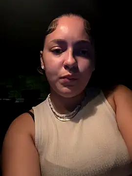 babykalirose online show from October 7, 11:46 pm