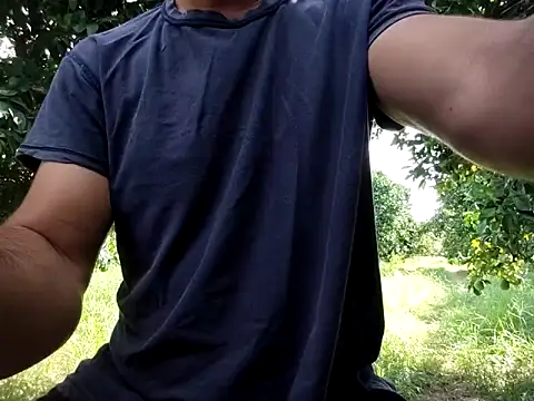 stefanoss321 online show from September 17, 8:05 am