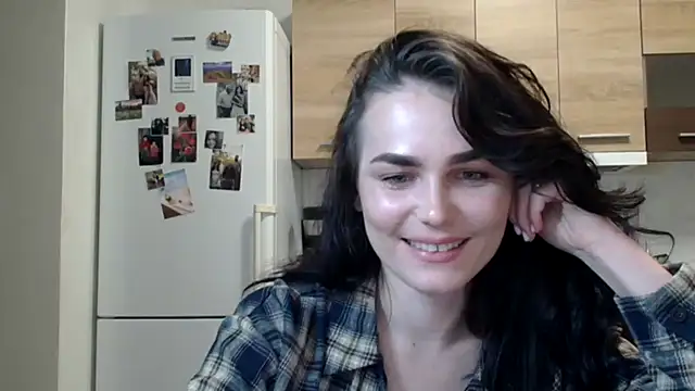 Silviaa a online show from September 29, 7:19 pm