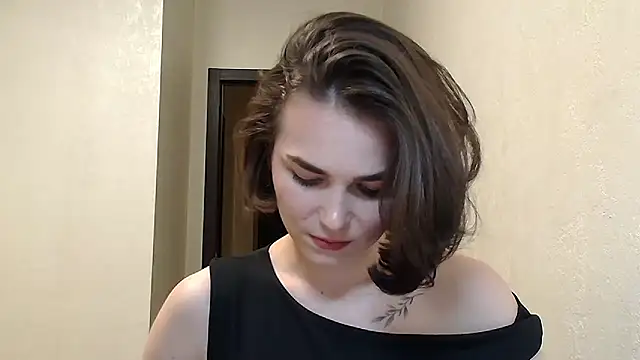 Silviaa a online show from June 7, 7:28 pm