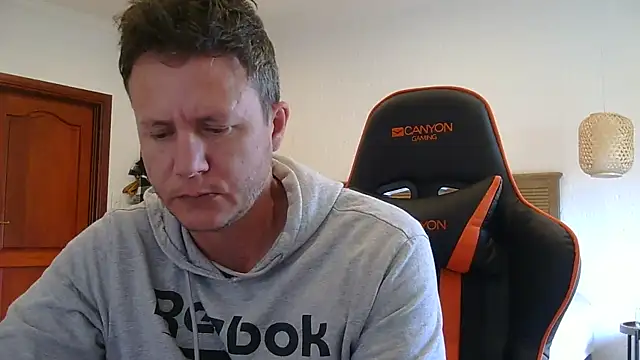 TroyDieselXXX online show from February 26, 5:28 am