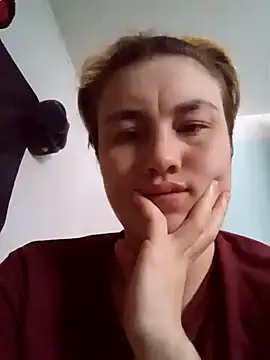 MoonIrene online show from October 29, 5:42 am