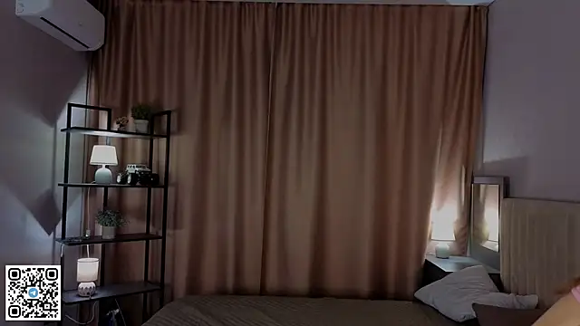 PetraHambelton online show from November 25, 4:12 am