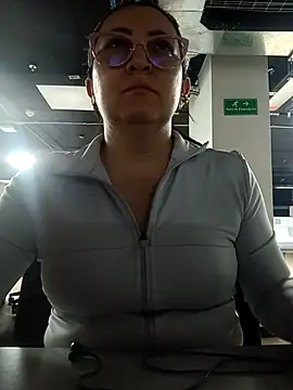 Romina693 online show from October 4, 6:11 am