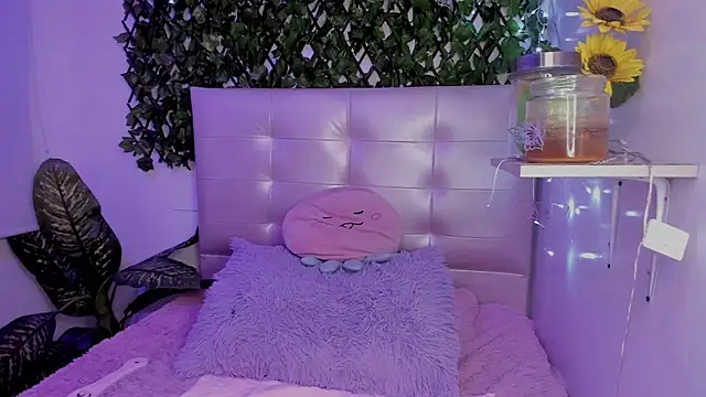 Anna Blade  online show from December 4, 4:22 am