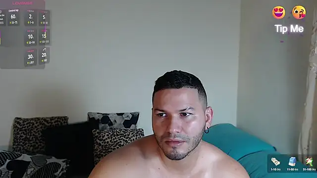 Snapshot of Tim_mz01 chatting on October 15, 10:37 am Tim mz01 online show from October 15, 10:37 am