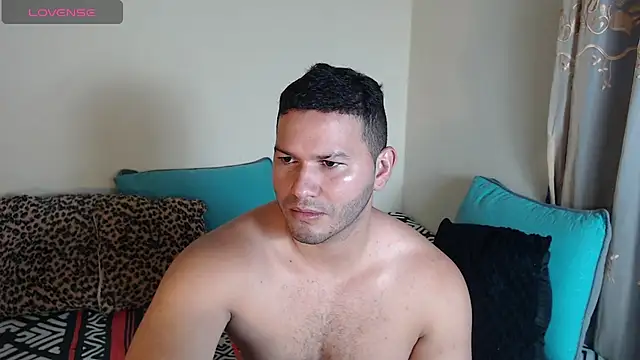 Snapshot of Tim_mz01 chatting on November 13, 9:03 pm Tim mz01 online show from November 13, 9:03 pm