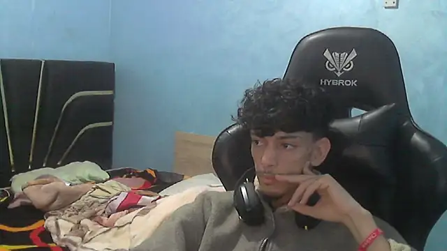 Dark DesireX online show from October 12, 4:50 pm