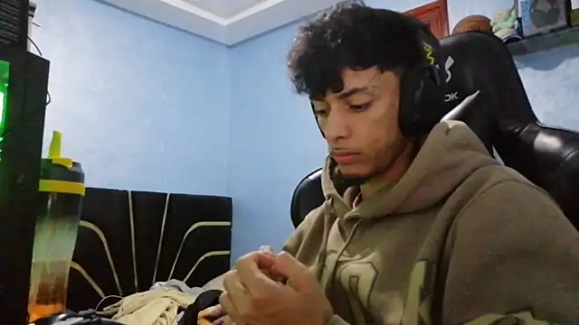 Dark DesireX online show from February 25, 7:23 pm